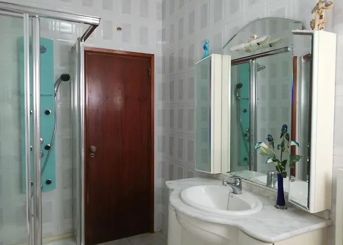 בית חווה Quinta Lugar Da Veiga Winery *