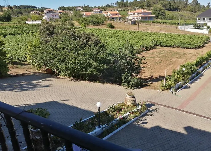 Quinta Lugar Da Veiga Winery * Guiães