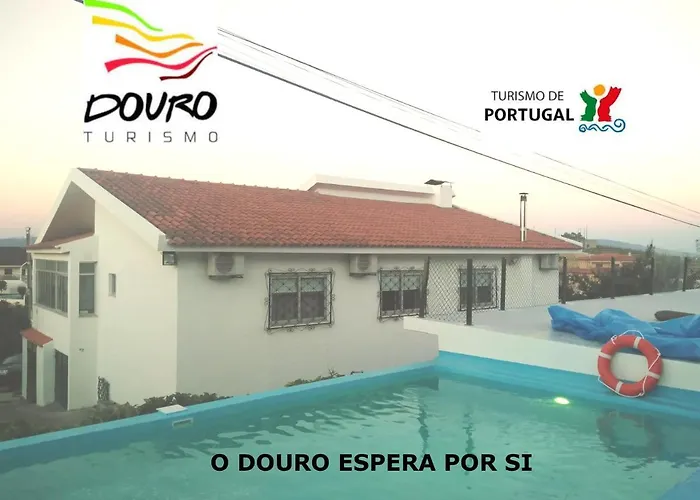 Quinta Lugar Da Veiga Winery בית חווה